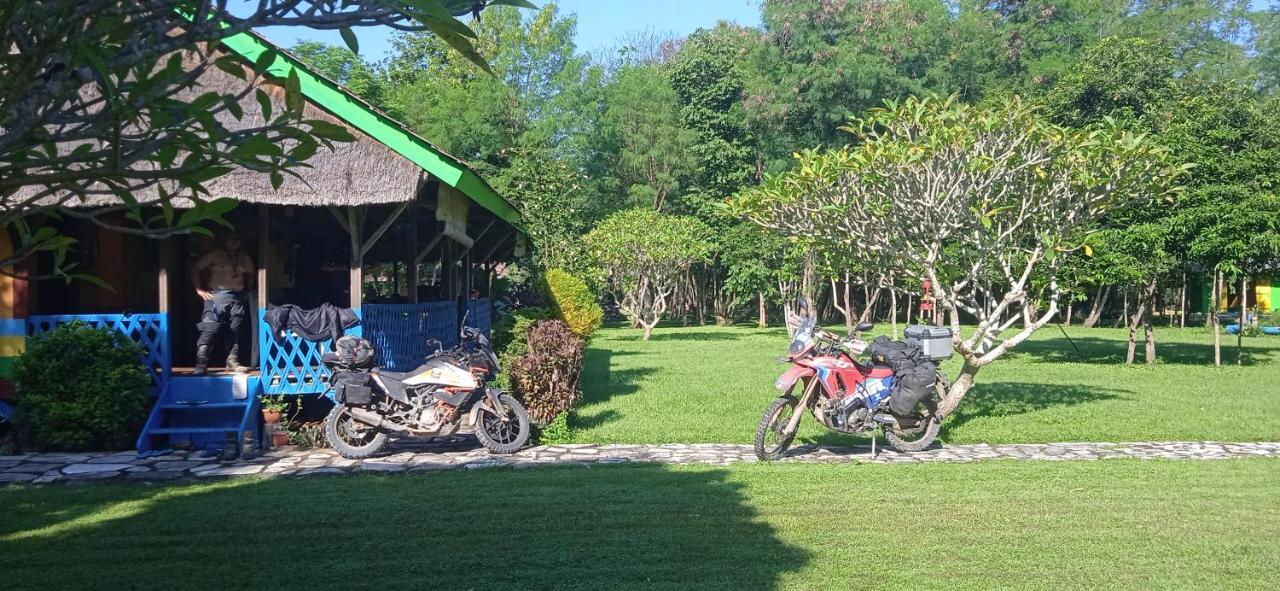 4 Pohon - Les 4 Arbres Bed and Breakfast Pandang Buitenkant foto